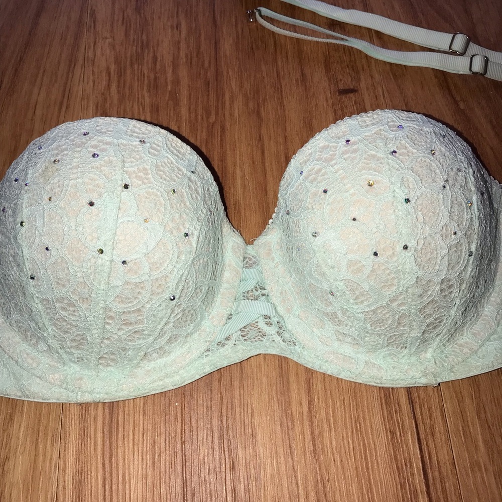 GORGEOUS rare crystal VS push-up balconette bra
